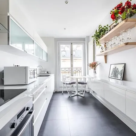 Luxueux Georges V Parigi